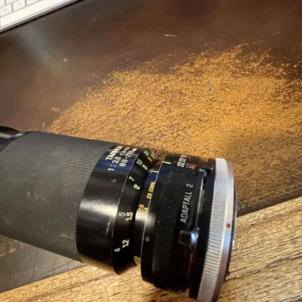 Tamron 80-210mm F/3.8-4 CF Tele-Macro Compact Zoom Adaptall Used Very Good